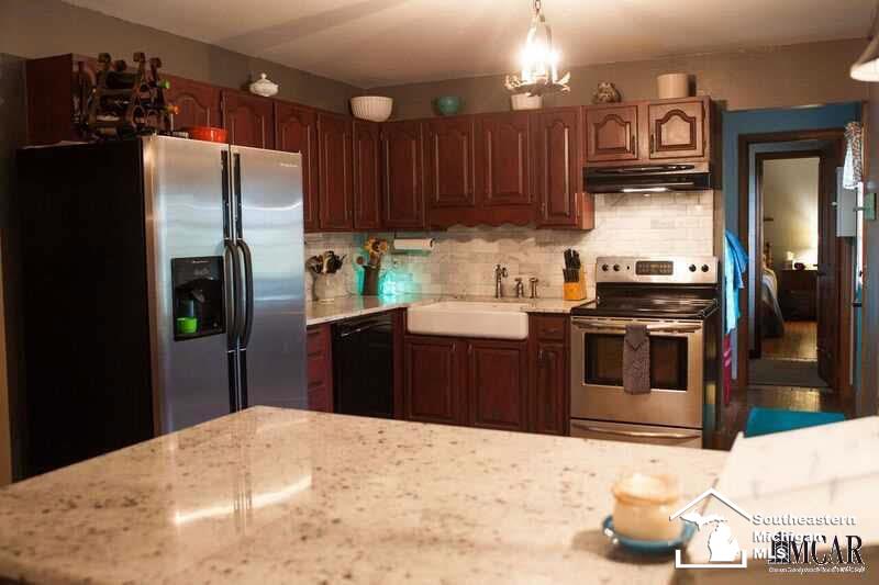 7660 Beck Road Ottawa Lake, MI 49267 - Photo 15 of 23 21365342-14.JPG