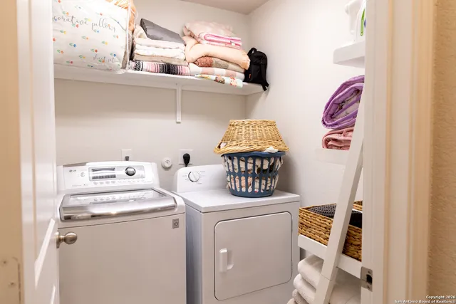 $360,000 | 29559 Copper Gate, Bulverde, TX 78163