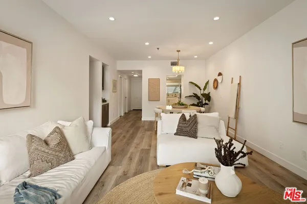 $749,000 | 2706 Honolulu Avenue, Unit 105, Montrose, CA 91020