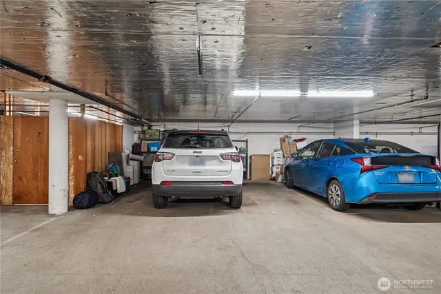 $3,995 | 115 West Galer Street, Unit 101, Seattle, WA 98119