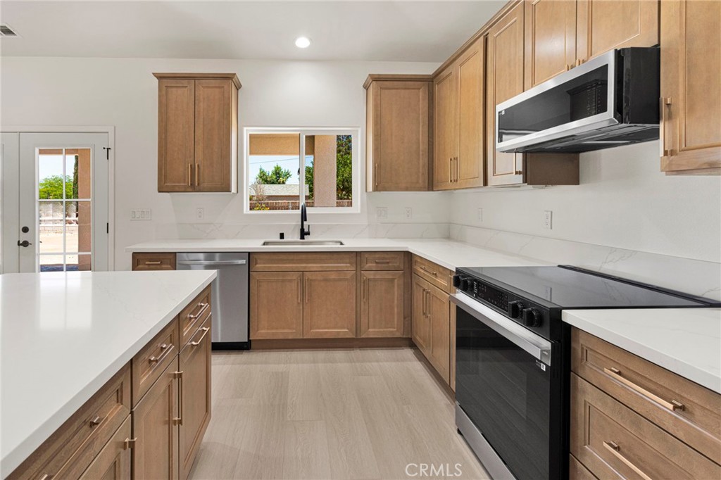 20112 Sahale Road Apple Valley, CA 92307 - Photo 18 of 67