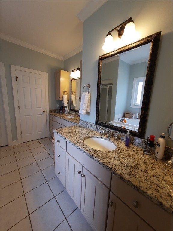 3104 Myrtlewood Anderson, SC 29621 - Photo 31 of 49 Master Bathroom with Granite and Double Sinks