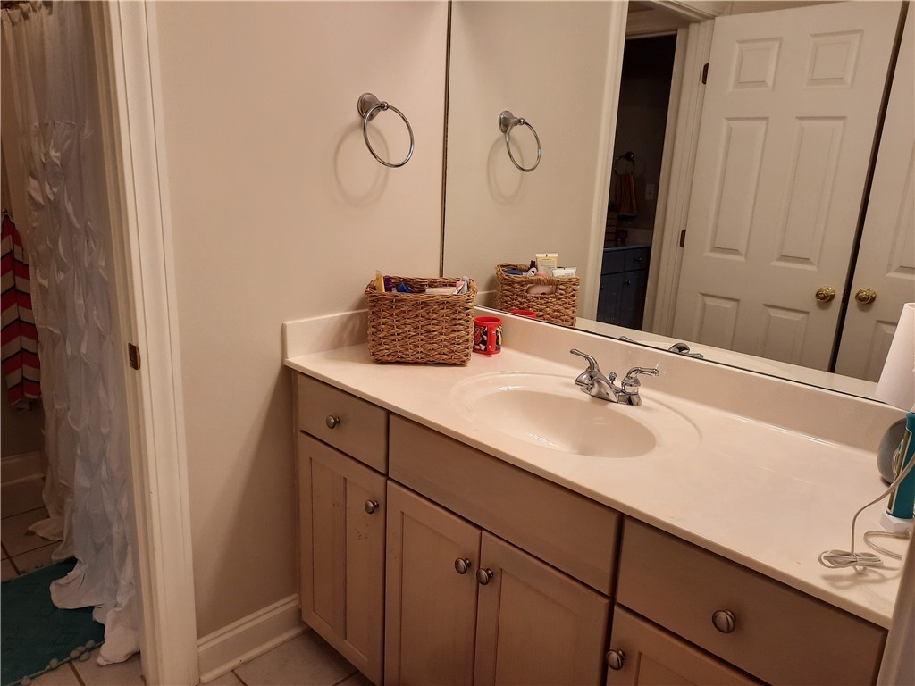 3104 Myrtlewood Anderson, SC 29621 - Photo 37 of 49 Full Bathroom 2nd Level