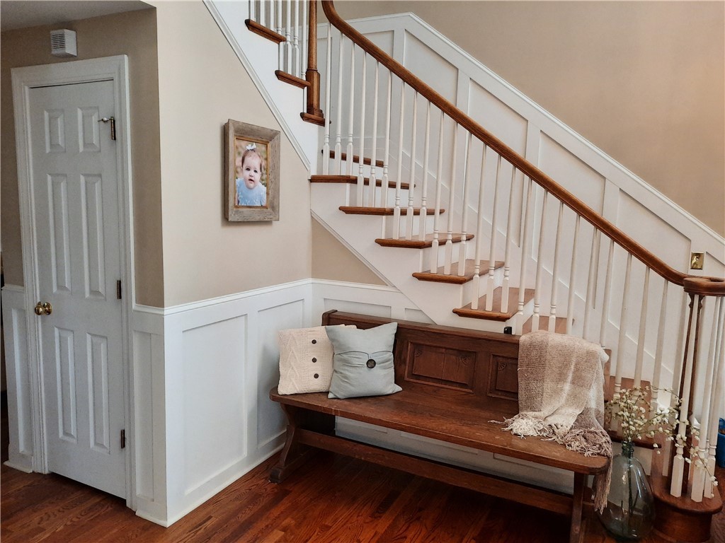 3104 Myrtlewood Anderson, SC 29621 - Photo 6 of 49 Foyer