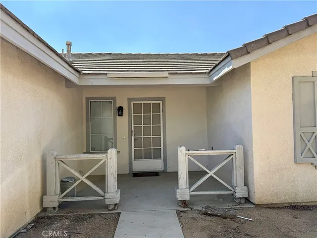 a view of an outdoor space