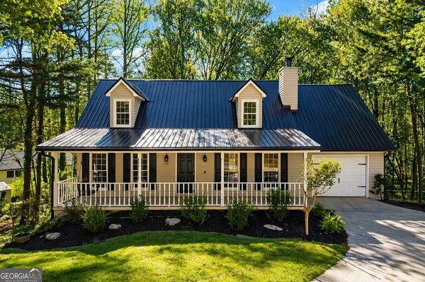 $339,900 | 694 Lovers Lane, Toccoa, GA 30577