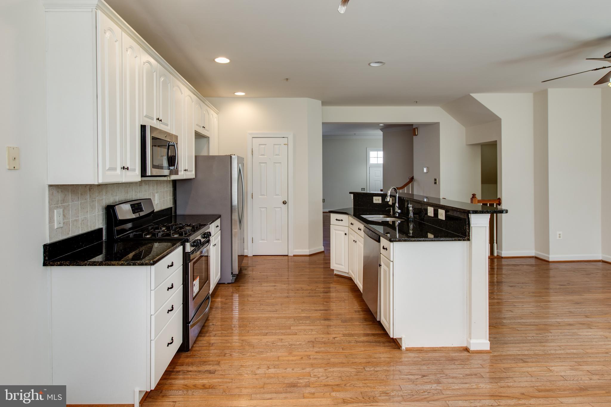 10621 Hillingdon Road Woodstock, MD 21163 - Photo 15 of 40 Kitchen