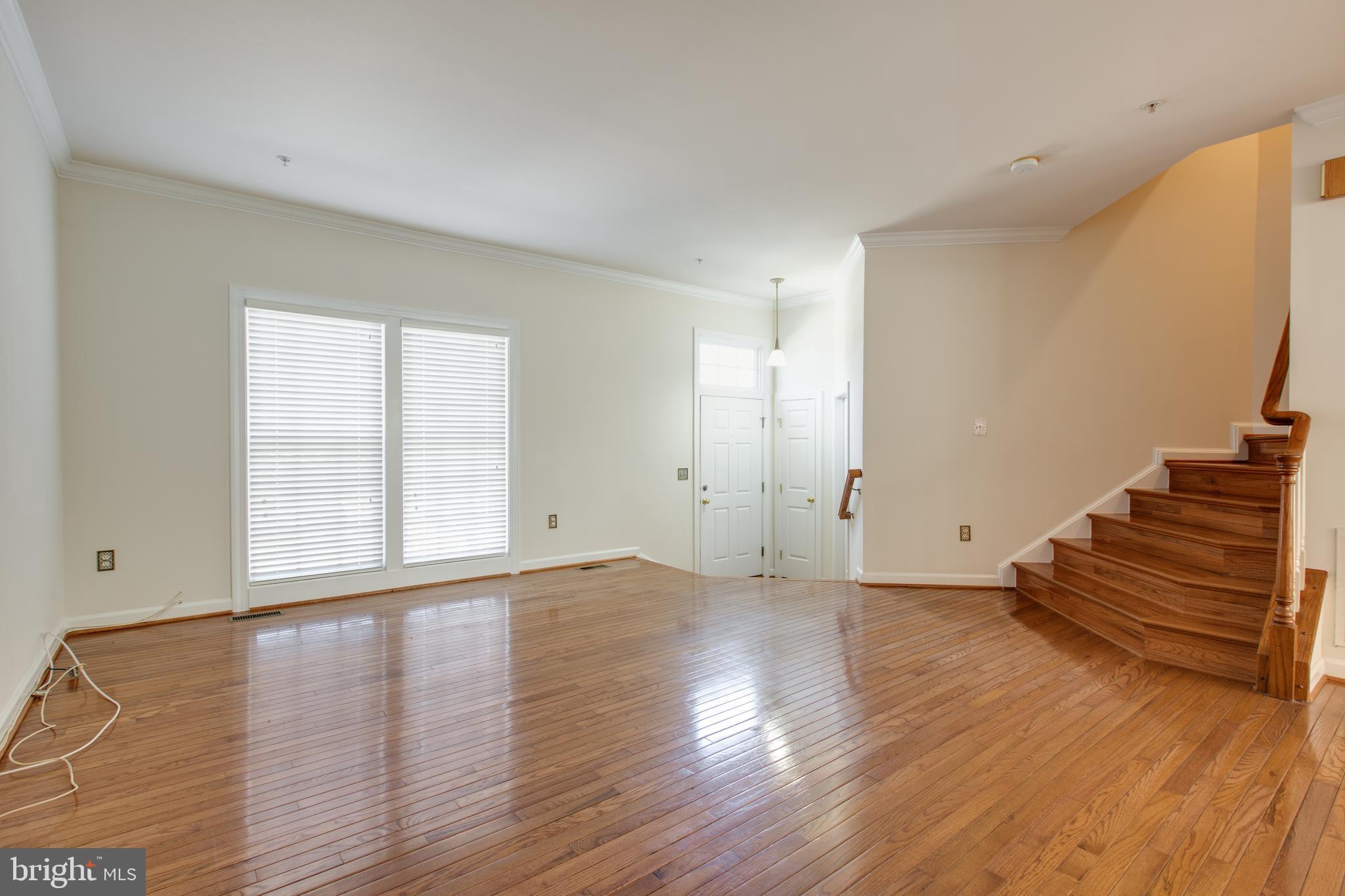 10621 Hillingdon Road Woodstock, MD 21163 - Photo 7 of 40 Living Room