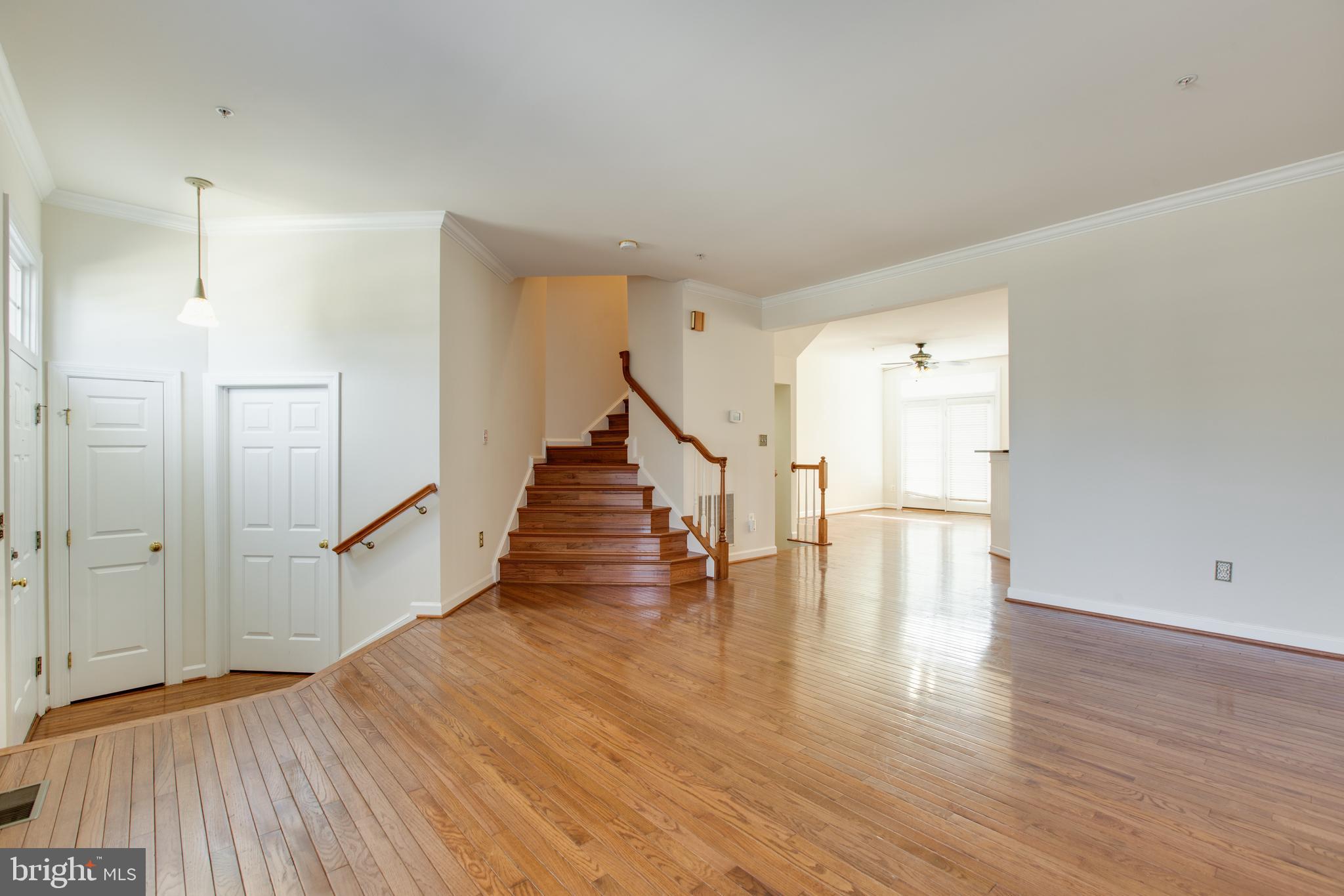 10621 Hillingdon Road Woodstock, MD 21163 - Photo 8 of 40 Living Room