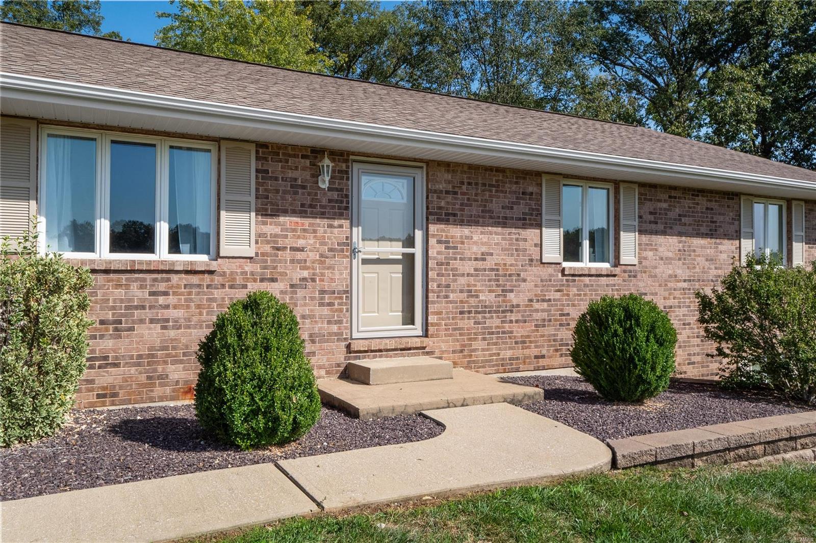 6549 Goeddeltown Road Waterloo, IL 62298 - Photo 5 of 57