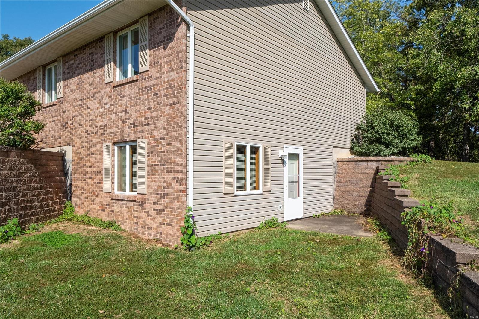 6549 Goeddeltown Road Waterloo, IL 62298 - Photo 6 of 57