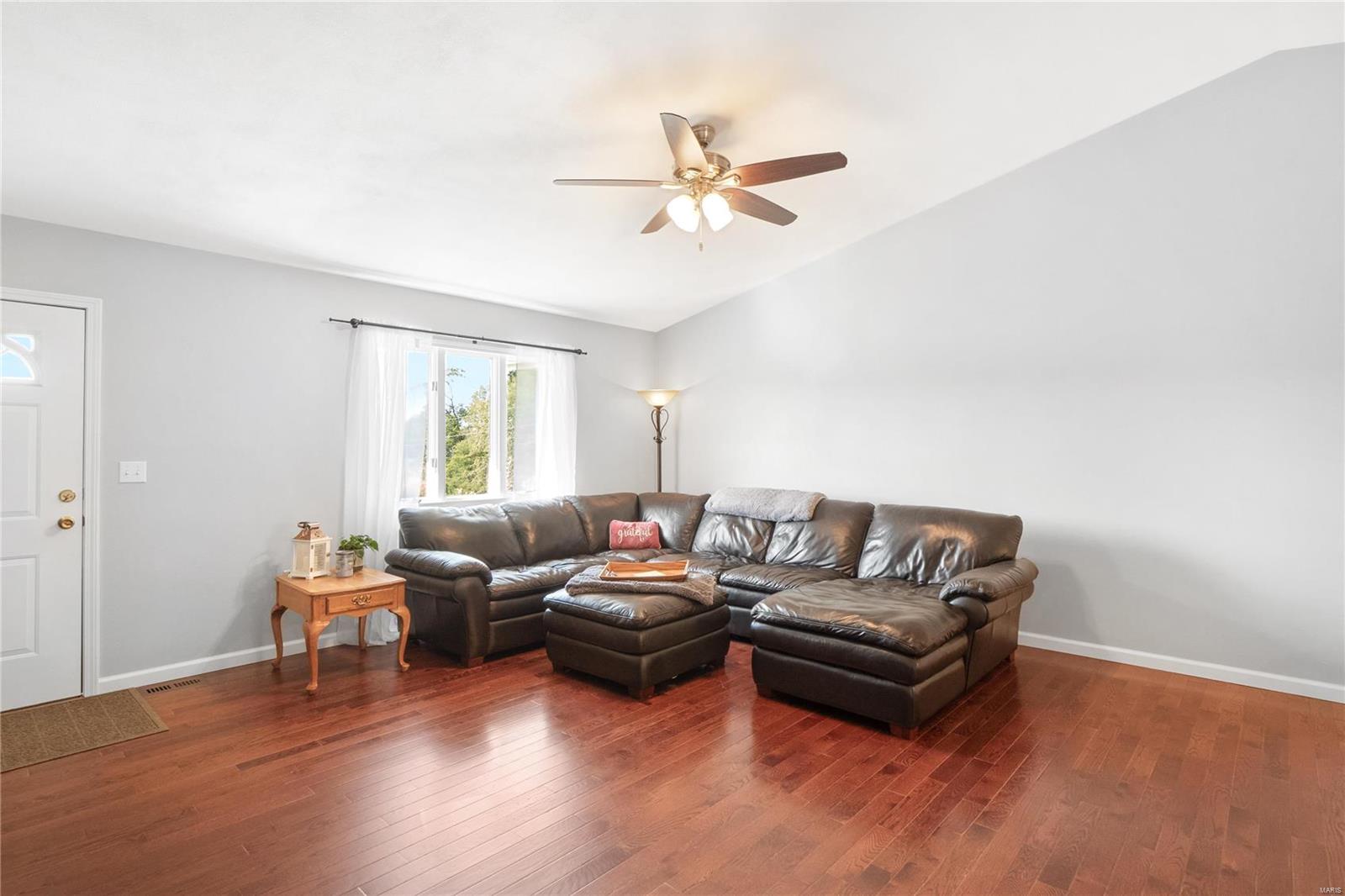6549 Goeddeltown Road Waterloo, IL 62298 - Photo 8 of 57