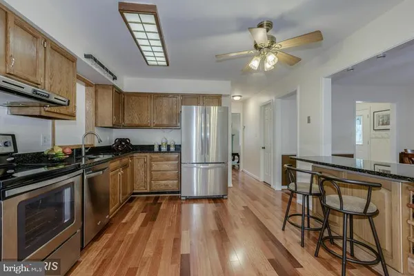 $4,800 | 5820 Silchester Street, Burke, VA 22015