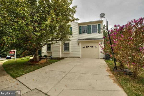 $4,800 | 5820 Silchester Street, Burke, VA 22015