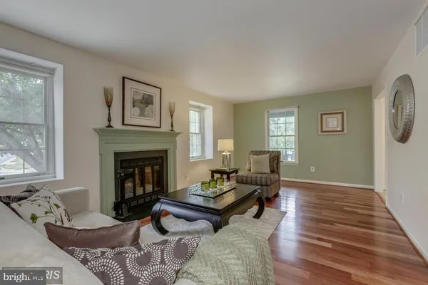 $4,800 | 5820 Silchester Street, Burke, VA 22015
