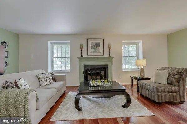 $4,800 | 5820 Silchester Street, Burke, VA 22015