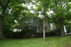 330 Hawthorne Drive Bedford, IN 47421 - Photo 1 of 1