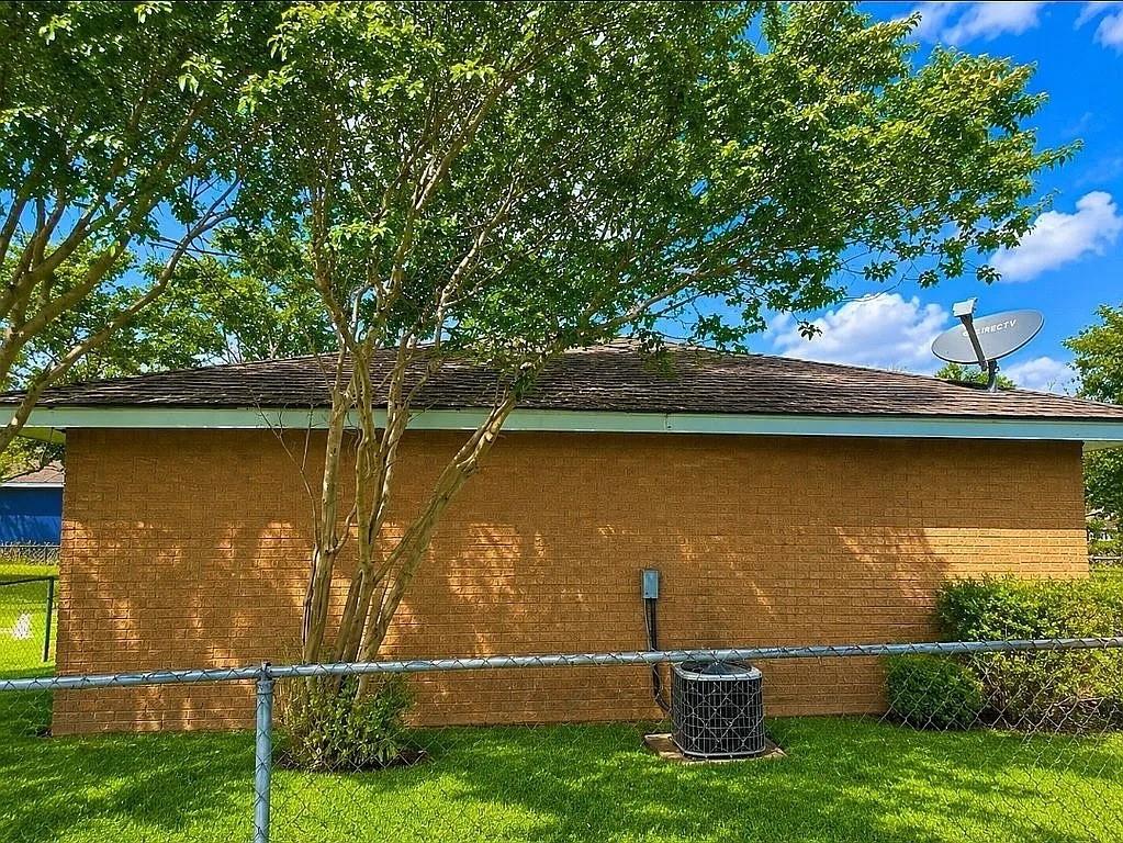 4378 Old Fort Worth Road Midlothian, TX 76065 - Photo 20 of 22