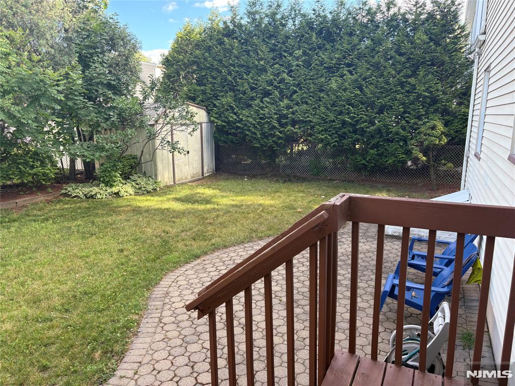 19 Bryant Street Paramus, NJ 07652 - Photo 18 of 19