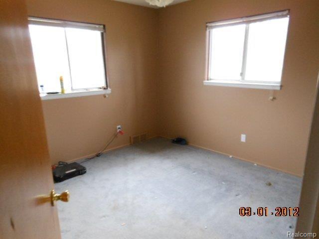 61723 Rambling Way South Lyon, MI 48178 - Photo 6 of 6 BEDROOM3.JPG