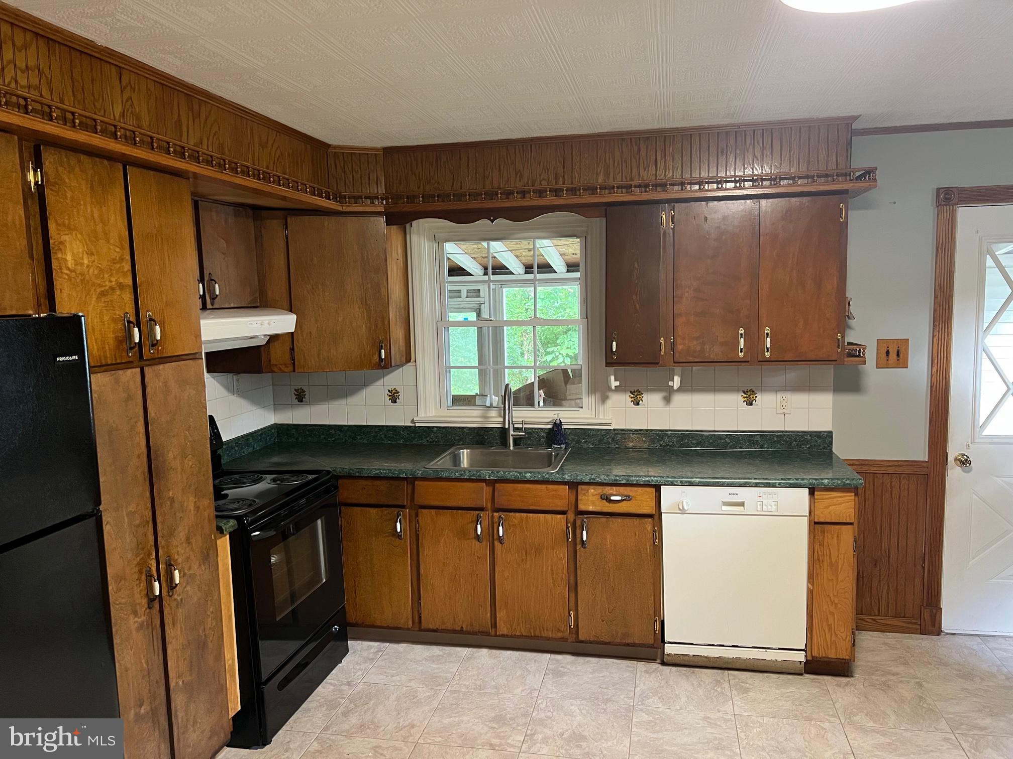 16 Hartz Road Fleetwood, PA 19522 - Photo 12 of 15 Gallery Image 12