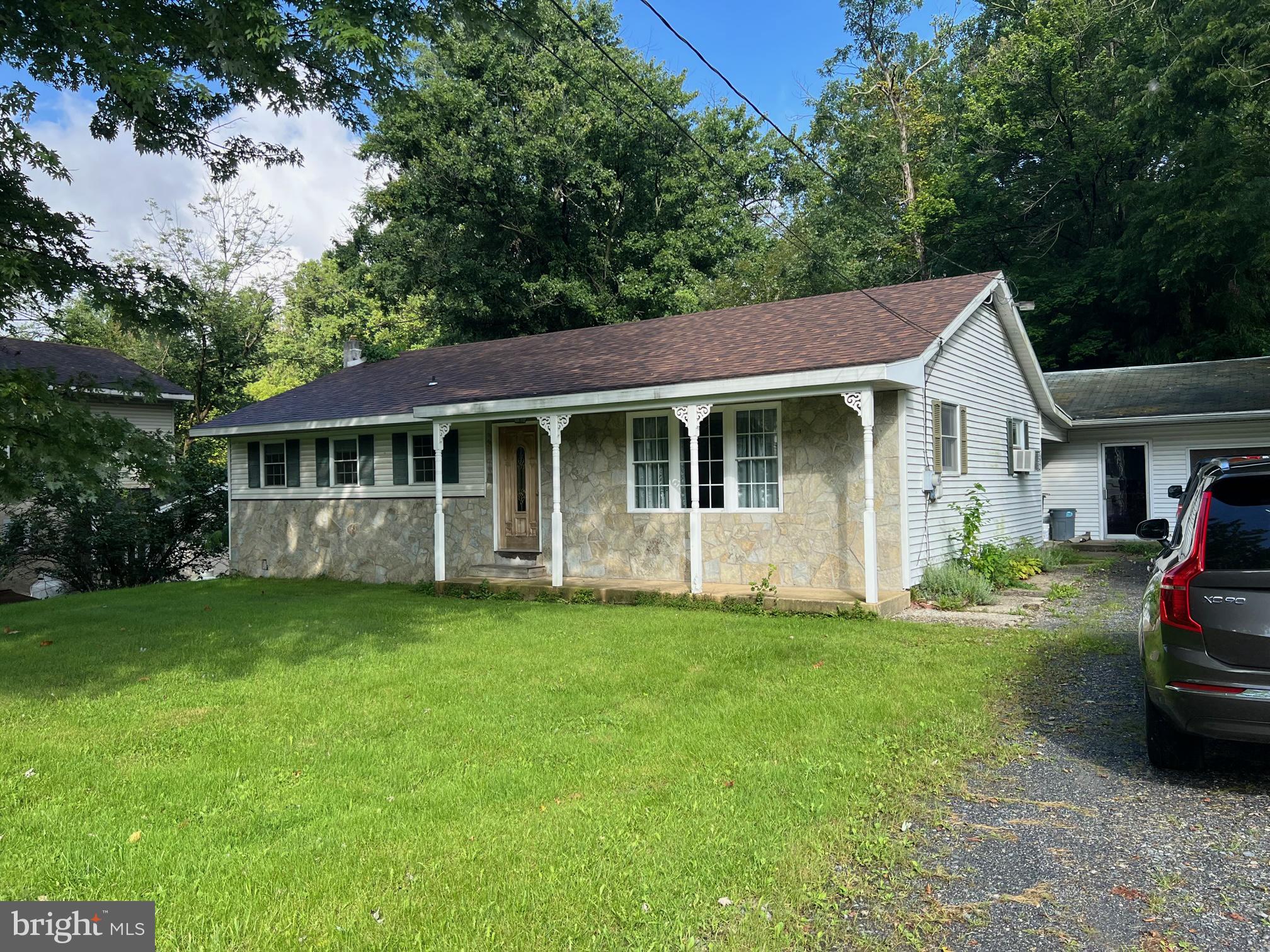 16 Hartz Road Fleetwood, PA 19522 - Photo 2 of 15 Gallery Image 2