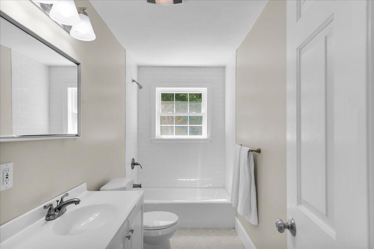153 Cedar Street Belfast, ME 04915 - Photo 20 of 58 22-153 Cedar St. (24 of 69)