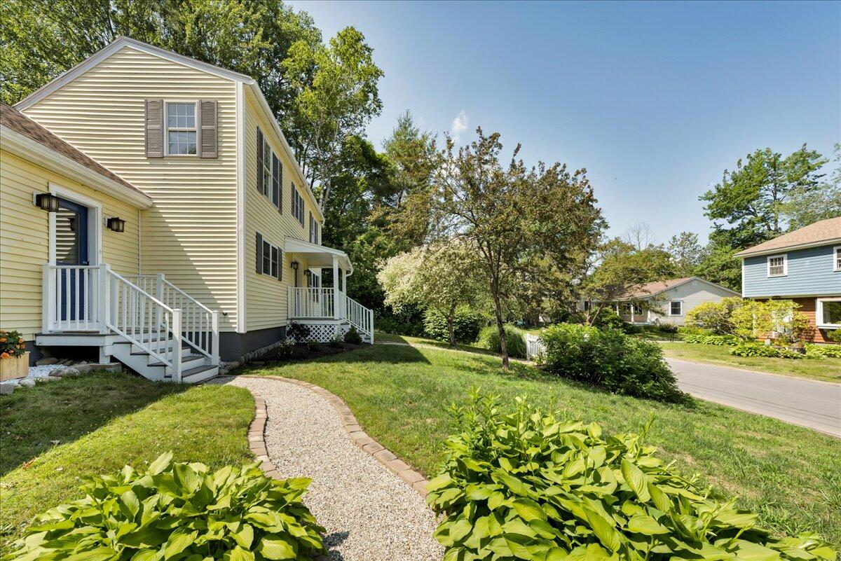 153 Cedar Street Belfast, ME 04915 - Photo 2 of 58 01-153 Cedar Street (1 of 2)