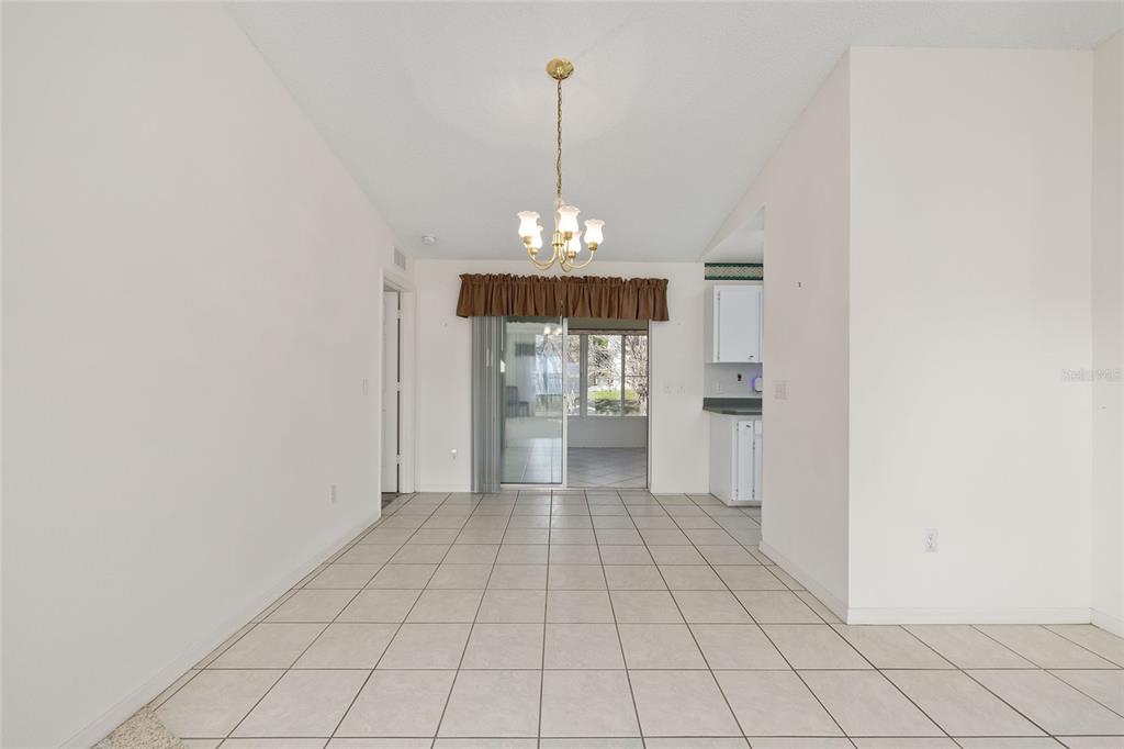 8492 Southwest 61st Terrace Road Ocala, FL 34476 - Photo 11 of 46