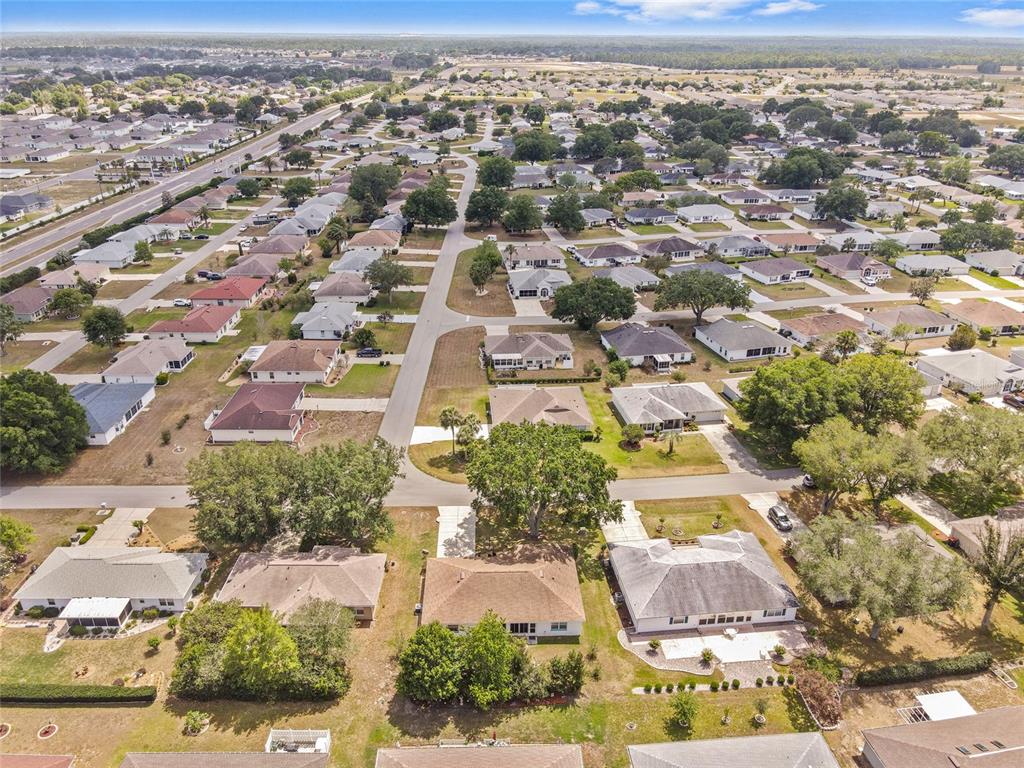 8492 Southwest 61st Terrace Road Ocala, FL 34476 - Photo 38 of 46