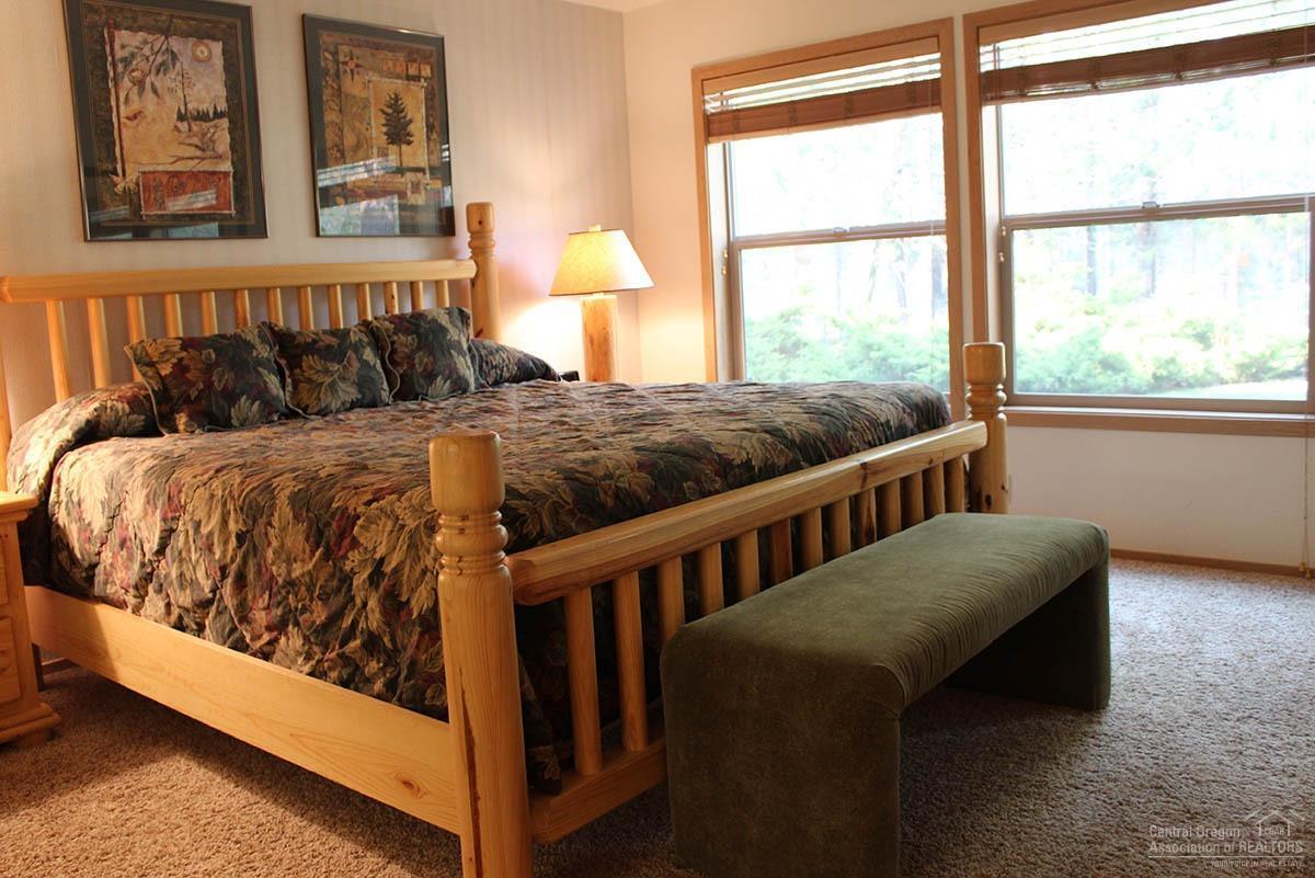 57405 Beaver Ridge Loop Sunriver, OR 97707 - Photo 14 of 23 Additional Photo