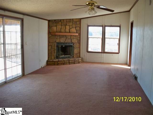 1841 Park Road Fountain Inn, SC 29644 - Photo 6 of 11 Gallery Image 6