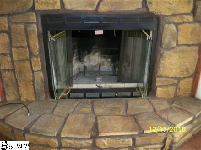 1841 Park Road Fountain Inn, SC 29644 - Photo 8 of 11 Gallery Image 8