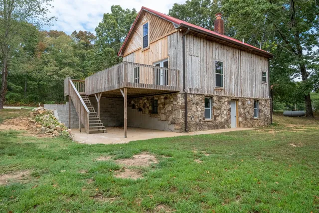 $299,999 | 2312 Little Fish Trap Road, Lawrenceburg, TN 38464