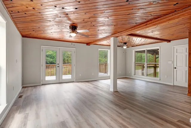 $299,999 | 2312 Little Fish Trap Road, Lawrenceburg, TN 38464