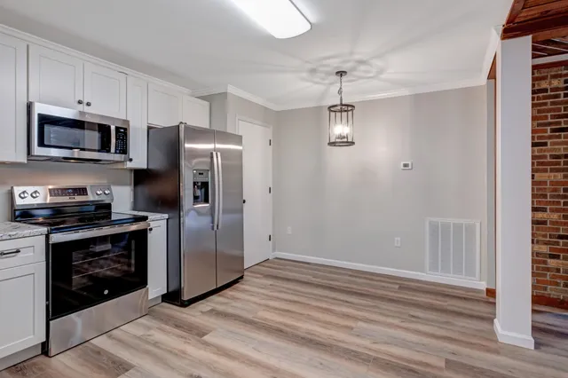 $299,999 | 2312 Little Fish Trap Road, Lawrenceburg, TN 38464