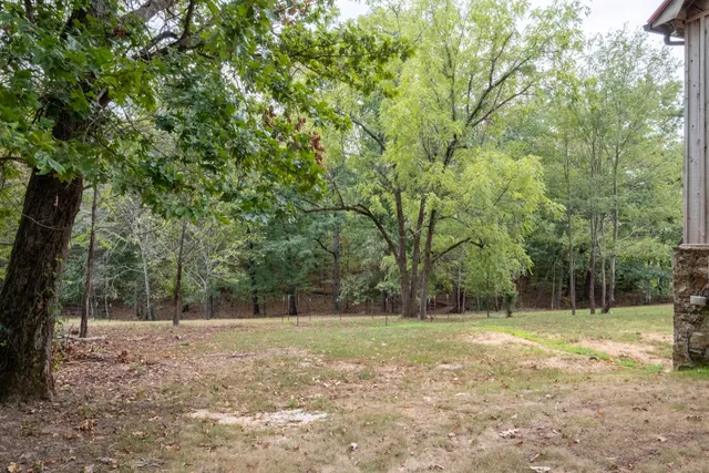 $299,999 | 2312 Little Fish Trap Road, Lawrenceburg, TN 38464