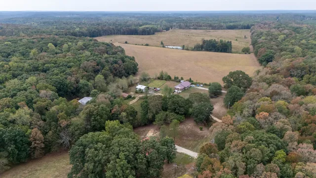 $299,999 | 2312 Little Fish Trap Road, Lawrenceburg, TN 38464
