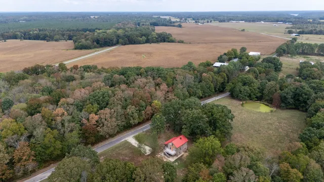 $299,999 | 2312 Little Fish Trap Road, Lawrenceburg, TN 38464