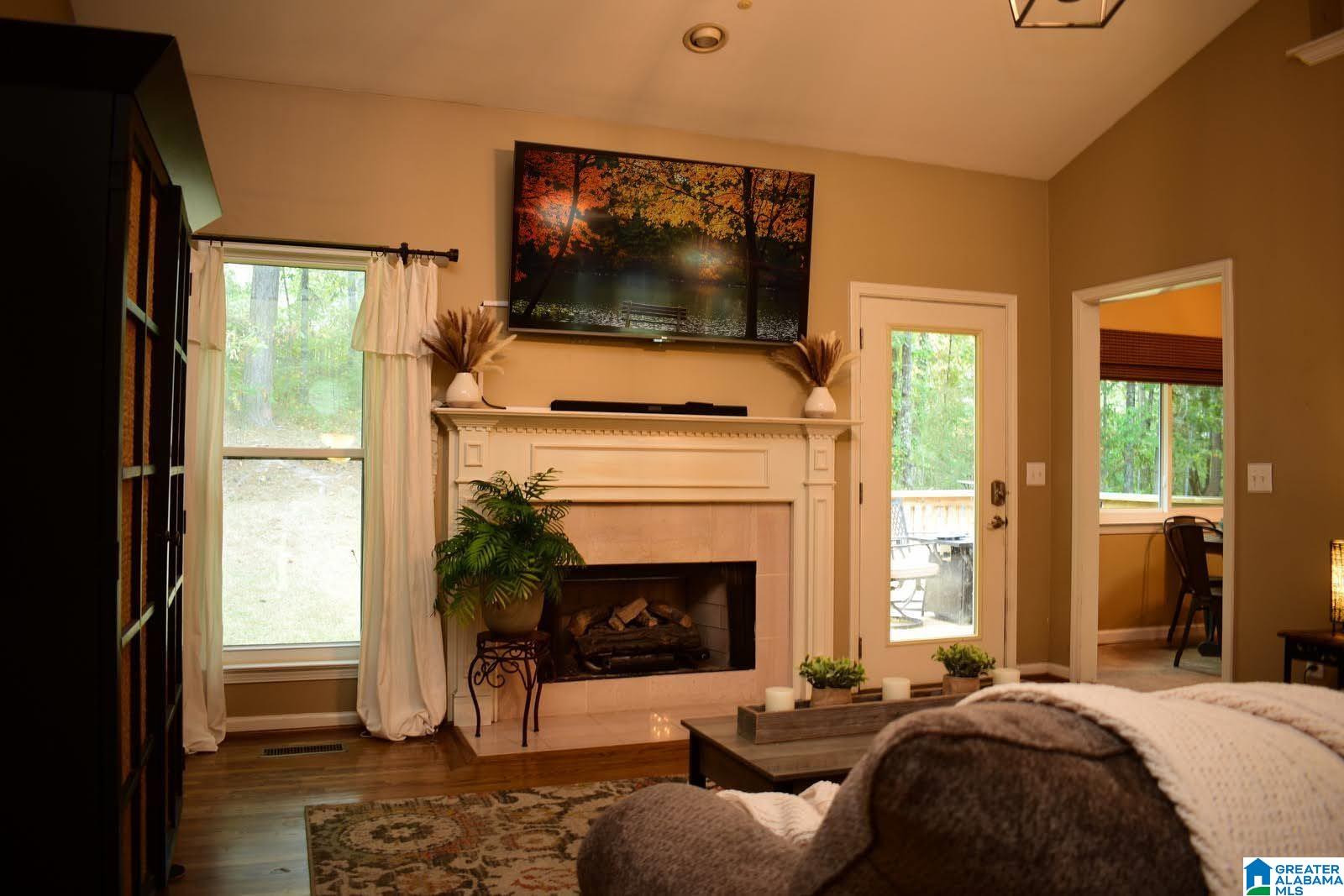 111 Grande View Circle Alabaster, AL 35114 - Photo 10 of 38