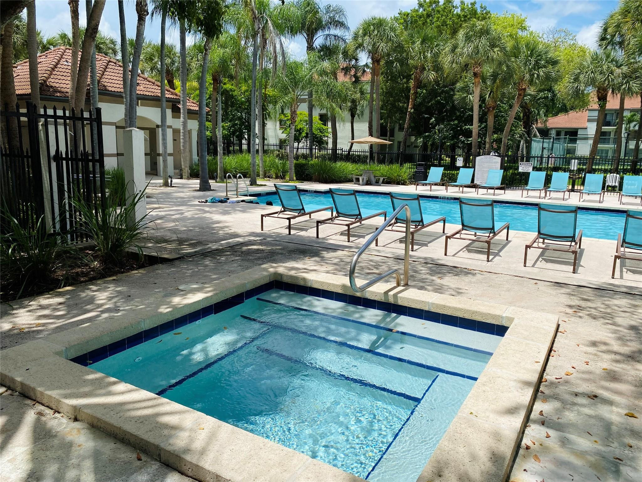 540 South Park Road, Unit 369 Hollywood, FL 33021 - Photo 4 of 31 Photo 4