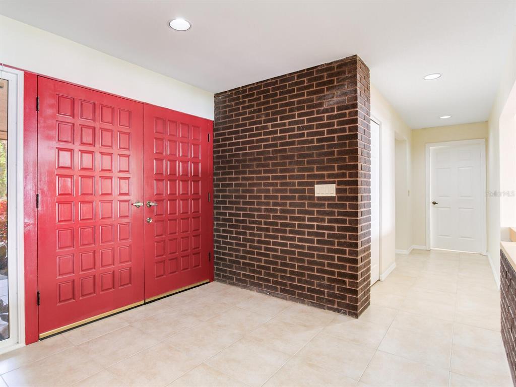 18120 Wayne Road Odessa, FL 33556 - Photo 16 of 100