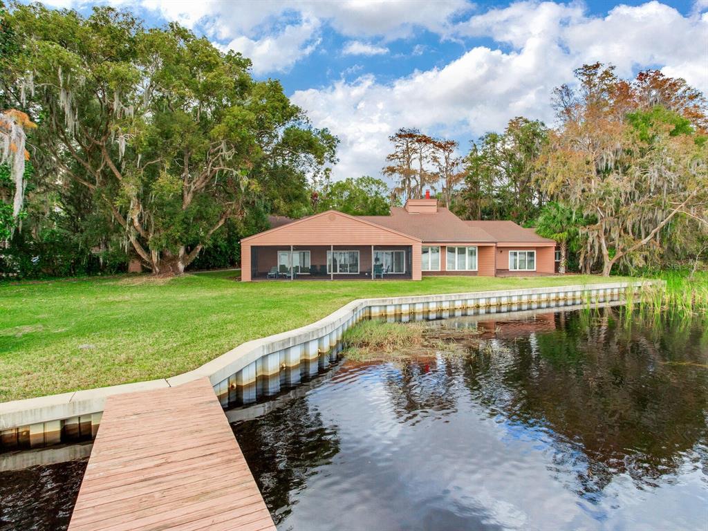 18120 Wayne Road Odessa, FL 33556 - Photo 84 of 100 a view of swimming pool with garden