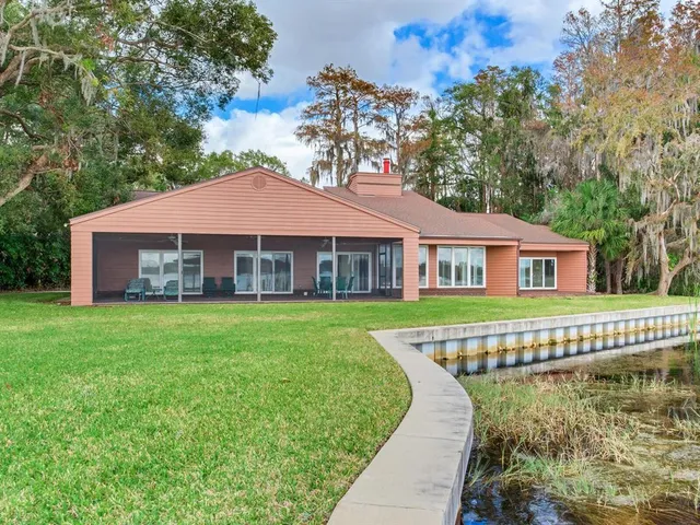 $2,850,000 | 18120 Wayne Road, Odessa, FL 33556