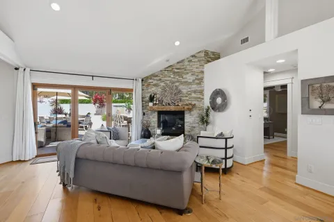 $3,450,000 | 343 Palm Avenue, Coronado, CA 92118