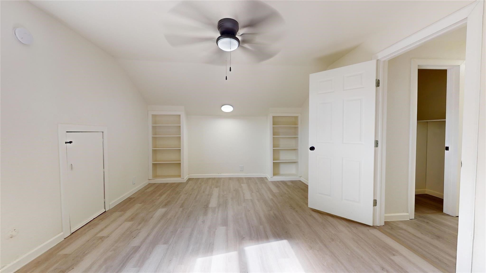 3806 Cosby Street Houston, TX 77021 - Photo 32 of 48 a view of an empty room with wooden floor