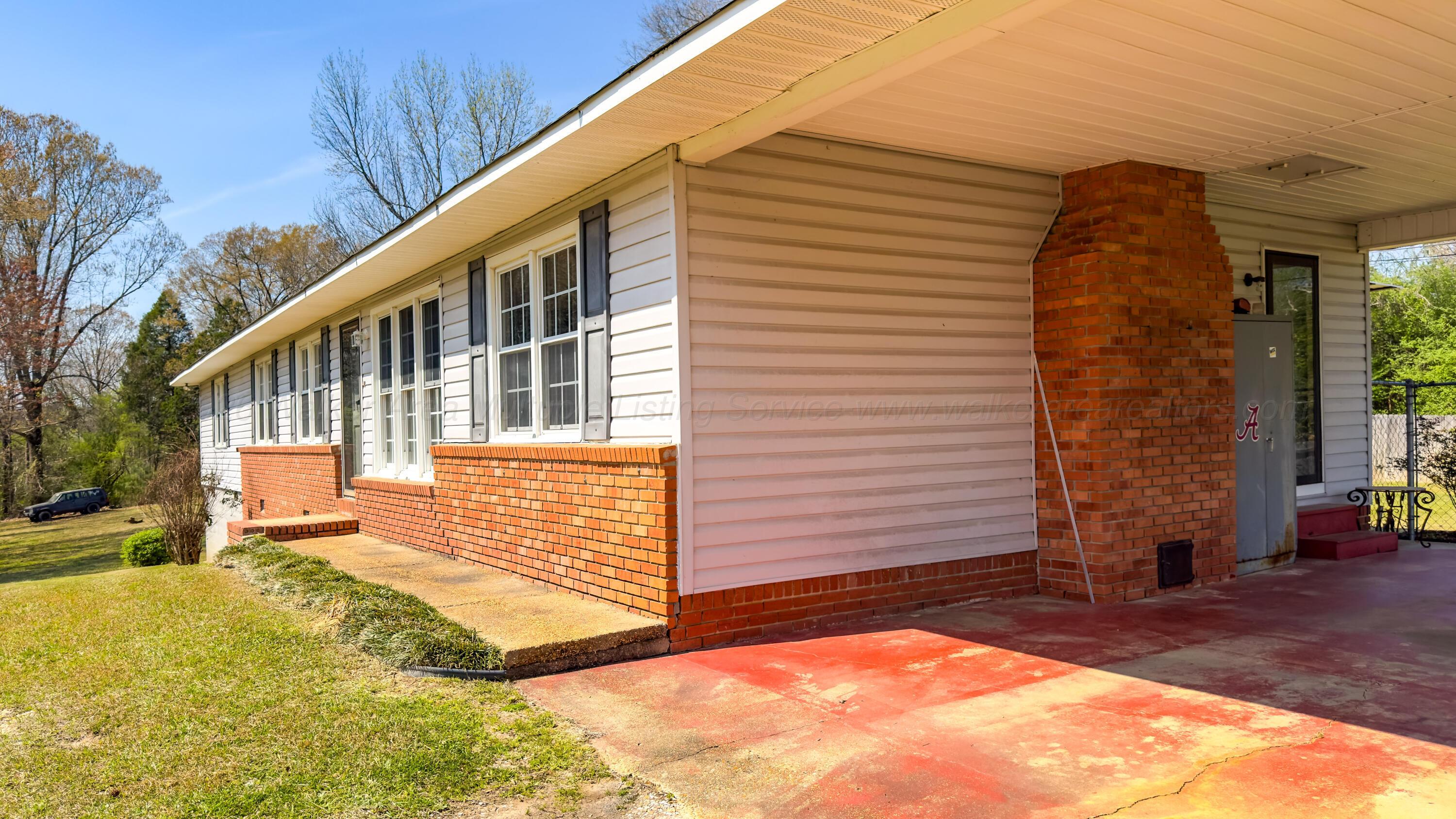 922 20th Street Southwest Fayette, AL 35555 - Photo 30 of 40 IMG_4335