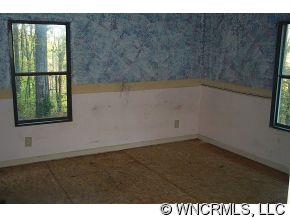 99 Johnny Marlow Road Fairview, NC 28730 - Photo 8 of 12 Gallery Image 8