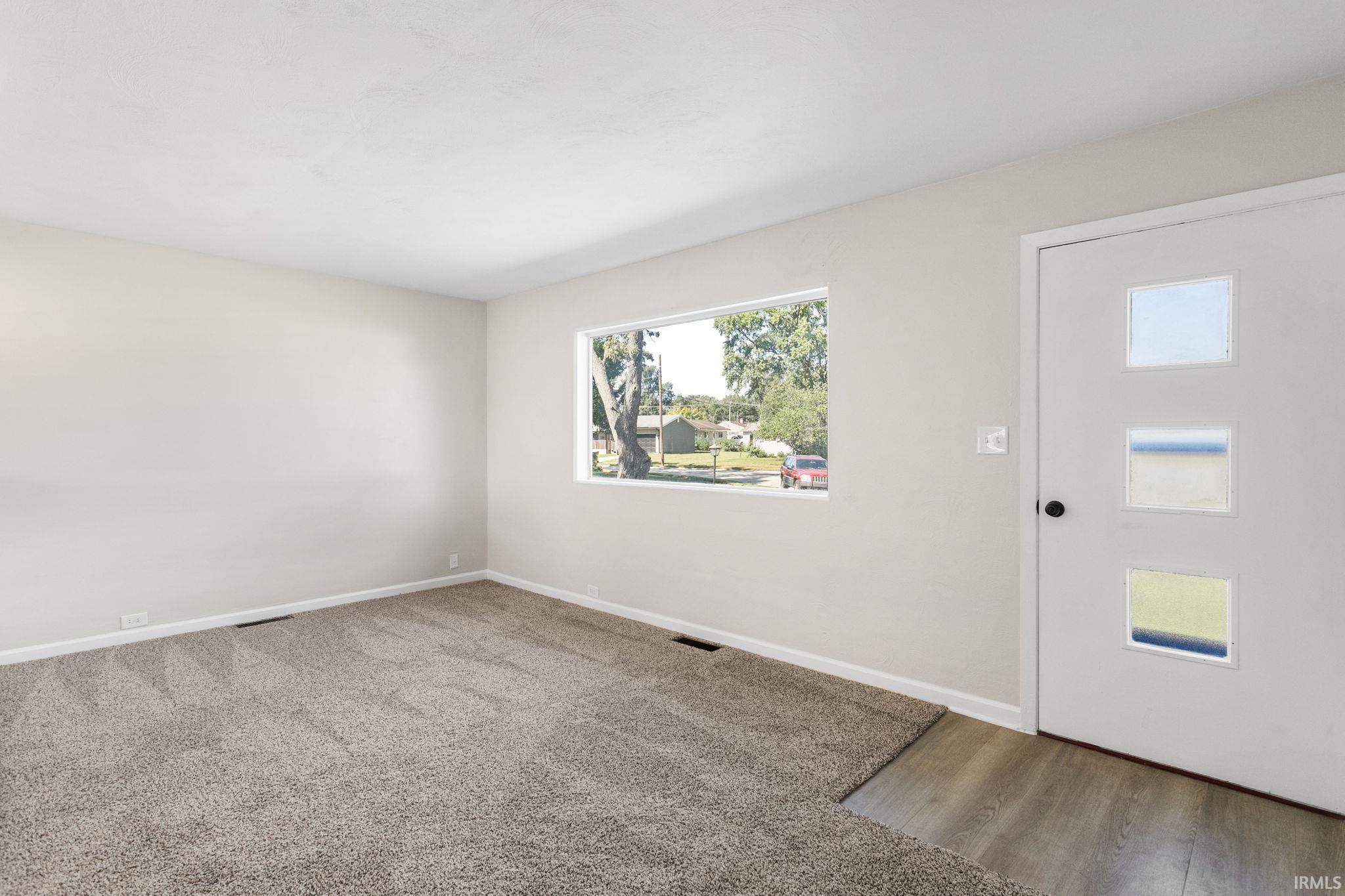 4610 Ridgeway Street South Bend, IN 46619 - Photo 3 of 32 Gallery Image 3
