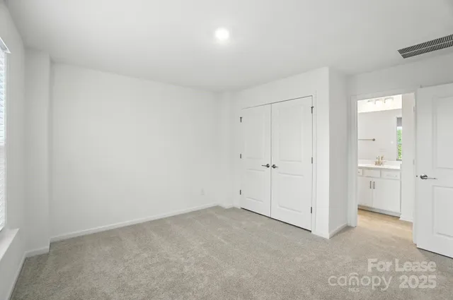 $2,350 | 5033 Westmead Lane, Charlotte, NC 28262